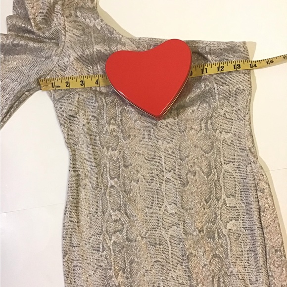 One shoulder metallic gold snakeskin print dress - Picture 3 of 11